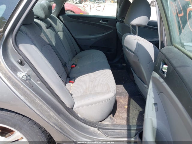 2013 Hyundai Sonata Gls მანქანა იყიდება აუქციონზე, vin: 5NPEB4AC1DH779465, აუქციონის ნომერი: 45361549