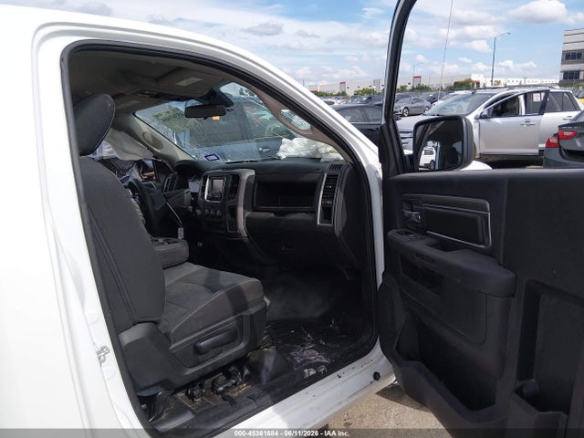 45361684 :رقم المزاد ، 3C6JR6DGXPG640122 vin ، 2023 Ram 1500 Classic Tradesman  4x2 8' Box مزاد بيع