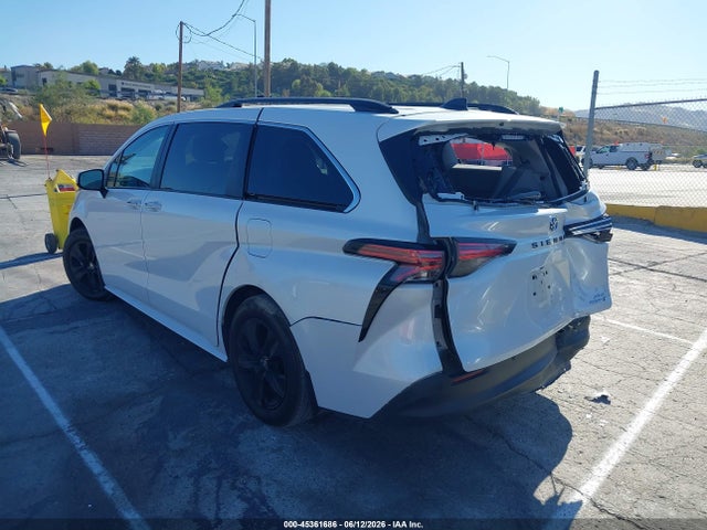 45361686 :رقم المزاد ، 5TDJRKEC5NS102780 vin ، 2022 Toyota Sienna Xle مزاد بيع