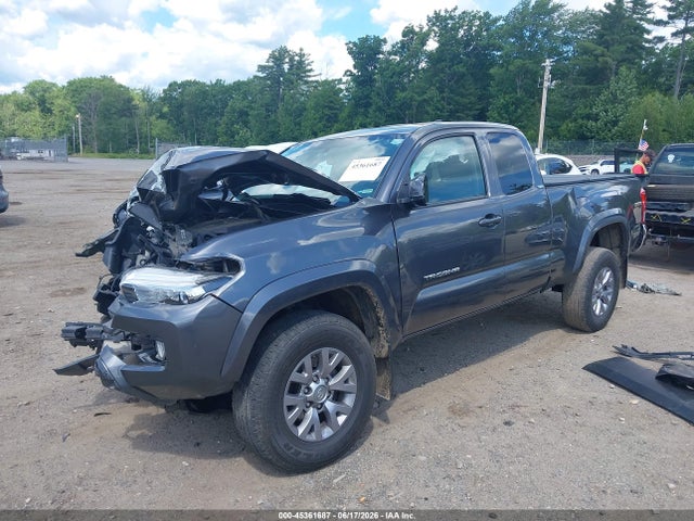 5TFSZ5AN0HX118123 Toyota Tacoma Sr5 V6