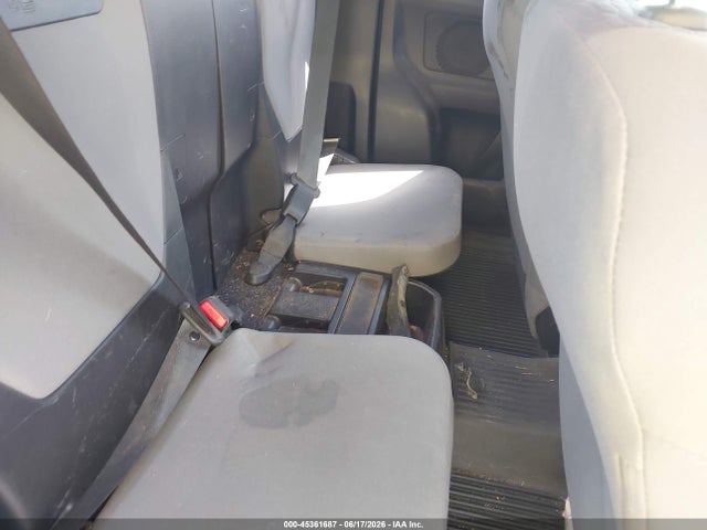 5TFSZ5AN0HX118123 Toyota Tacoma Sr5 V6
