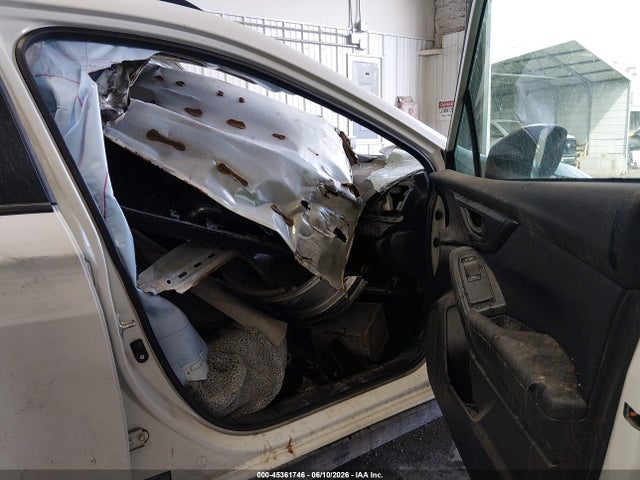 JF2GTAPC1M8681158 Subaru Crosstrek Premium