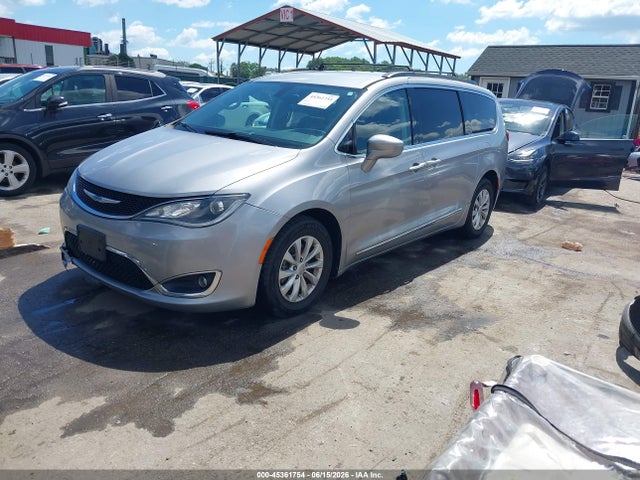 Aukcja sprzedaży 2017 Chrysler Pacifica Touring-l, vin: 2C4RC1BG2HR832102, numer aukcji: 45361754
