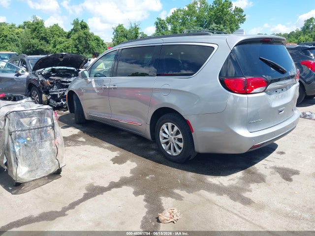 Aukcja sprzedaży 2017 Chrysler Pacifica Touring-l, vin: 2C4RC1BG2HR832102, numer aukcji: 45361754