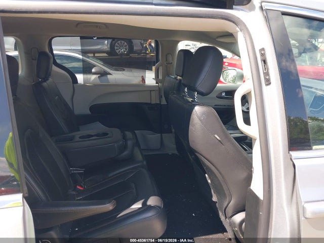 Aukcja sprzedaży 2017 Chrysler Pacifica Touring-l, vin: 2C4RC1BG2HR832102, numer aukcji: 45361754