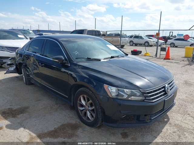 2016 Volkswagen Passat 1.8t S მანქანა იყიდება აუქციონზე, vin: 1VWAT7A31GC028120, აუქციონის ნომერი: 45361772