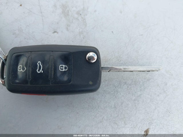 Продажа на аукционе авто 2016 Volkswagen Passat 1.8t S, vin: 1VWAT7A31GC028120, номер лота: 45361772