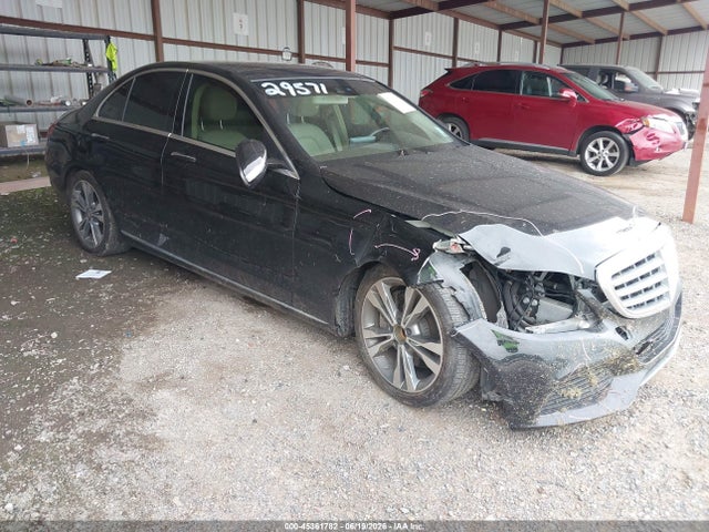 Mercedes-Benz C 300 Luxury/sport 2015 55SWF4JB3FU054546 главное изображение