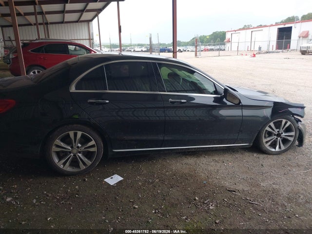 Продажа на аукционе авто 2015 Mercedes-benz C 300 Luxury/sport, vin: 55SWF4JB3FU054546, номер лота: 45361782