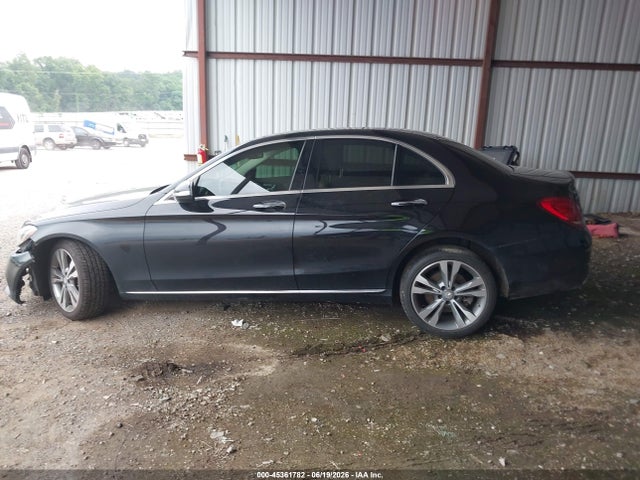 Продажа на аукционе авто 2015 Mercedes-benz C 300 Luxury/sport, vin: 55SWF4JB3FU054546, номер лота: 45361782