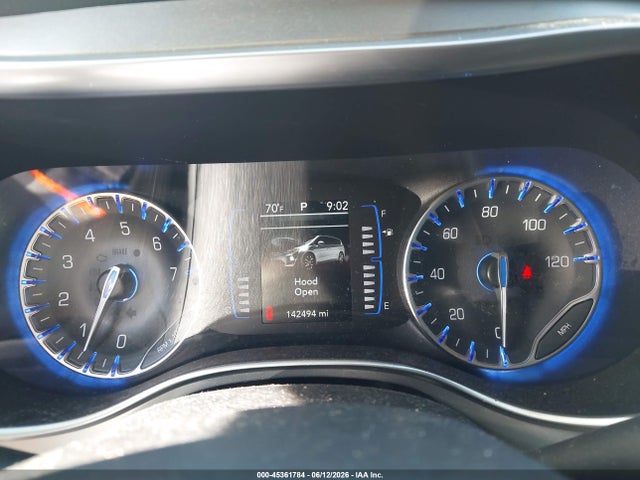 Продаж на аукціоні авто 2018 Chrysler Pacifica Touring L, vin: 2C4RC1BG8JR274312, номер лоту: 45361784
