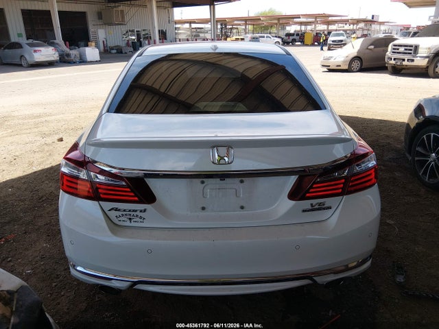 1HGCR3F99HA023519 Honda Accord Touring V6