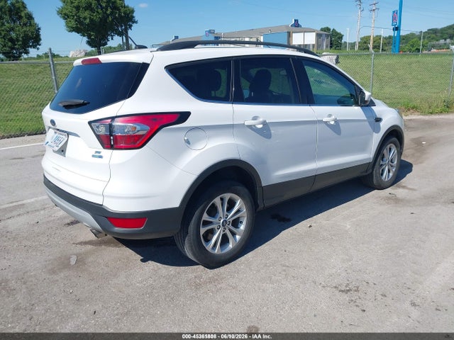 Ford ESCAPE SE 2018 1FMCU9GD7JUD08450 Image 4
