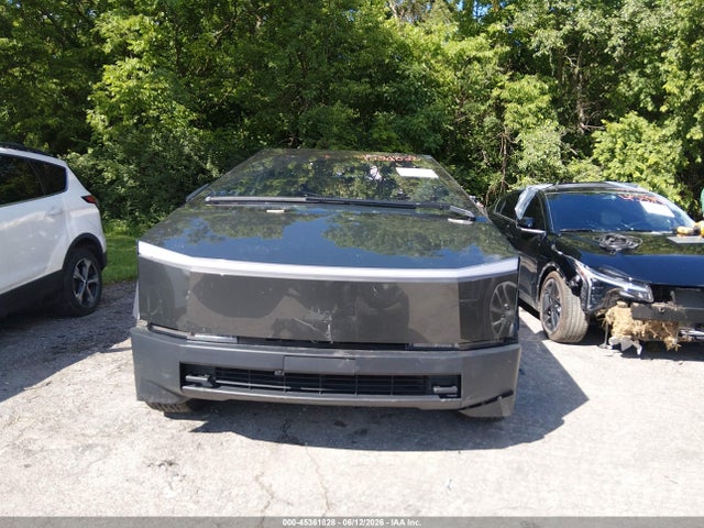 45361828 :رقم المزاد ، 7G2CEHEE5RA042335 vin ، 2024 Tesla Cybertruck Cyberbeast مزاد بيع