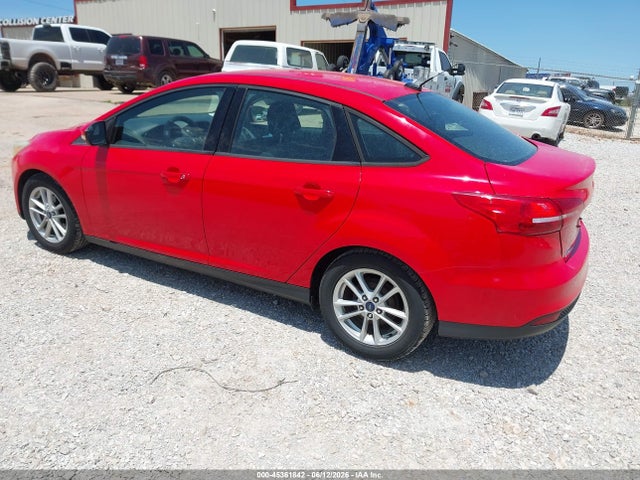 Ford FOCUS SE 2015 1FADP3F24FL206846 Image 3