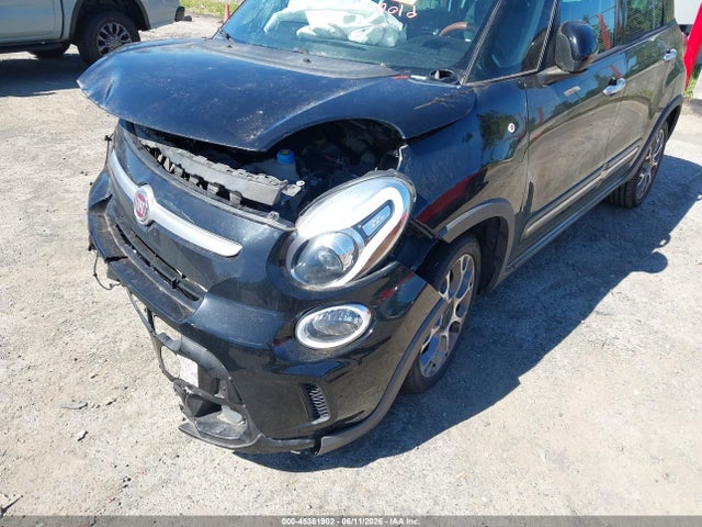 2014 Fiat 500l Trekking მანქანა იყიდება აუქციონზე, vin: ZFBCFADH0EZ010745, აუქციონის ნომერი: 45361902