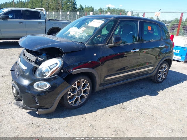 2014 Fiat 500l Trekking მანქანა იყიდება აუქციონზე, vin: ZFBCFADH0EZ010745, აუქციონის ნომერი: 45361902