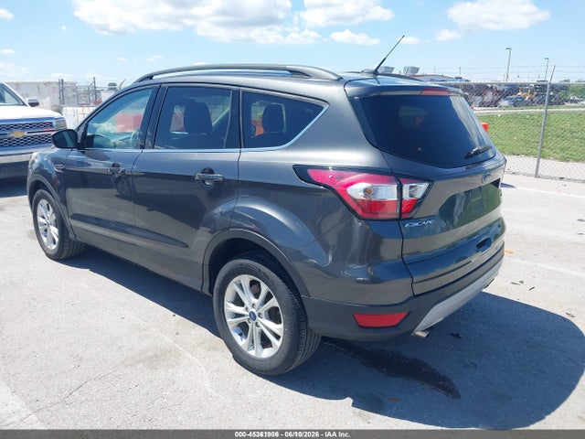 Ford ESCAPE SE 2018 1FMCU9GD8JUD08831 Image 3