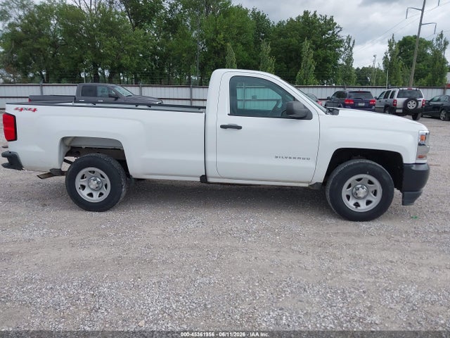 1GCNKNEH8HZ157584 Chevrolet Silverado 1500 Work Truck