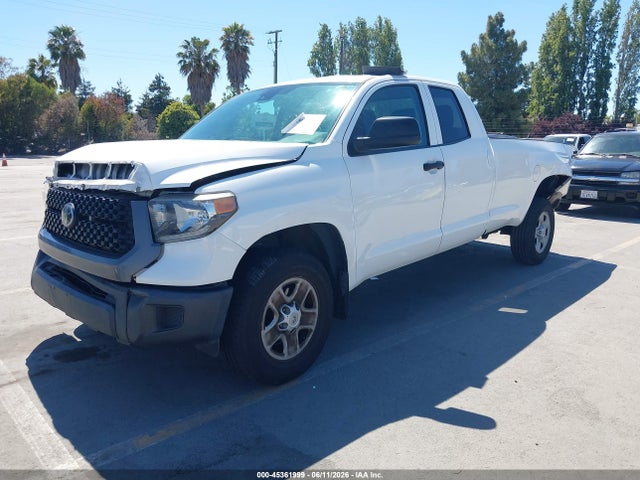 Toyota Tundra Sr 2020 5TFTY5F1XLX011053 Image 2