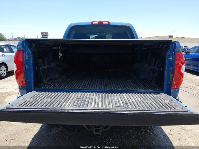 5TFHW5F12JX774838 Toyota Tundra Limited 5.7l V8