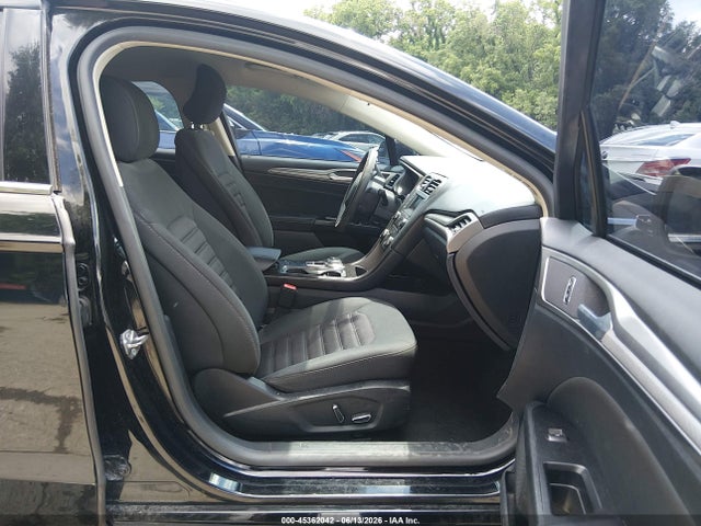 Продажа на аукционе авто 2017 Ford Fusion Se, vin: 3FA6P0H76HR397805, номер лота: 45362042