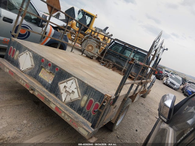 Ford F-550 Chassis Xl 2015 1FD0X5HT4FEC54812 Image 4