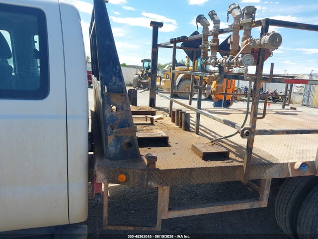 Ford F-550 Chassis Xl 2015 1FD0X5HT4FEC54812 Image 12