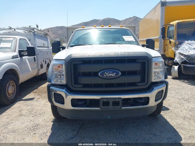 Ford F-550 Chassis Xl 2015 1FDUF5GT2FED41825 Image 13