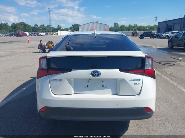 Toyota PRIUS XLE 2019 JTDKARFU8K3073171 Image 16