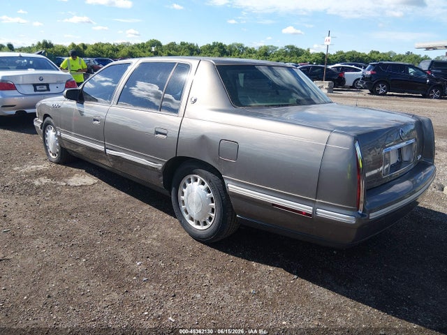 45362130 :رقم المزاد ، 1G6KD54YXWU798778 vin ، 1998 Cadillac Deville Standard مزاد بيع
