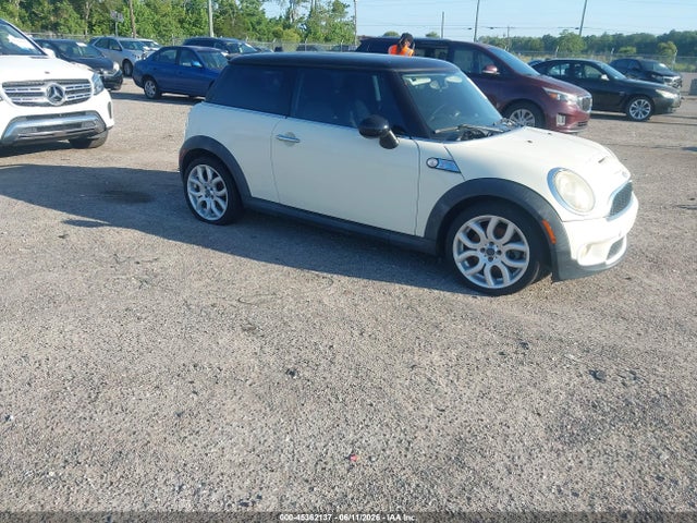 45362137 :رقم المزاد ، WMWMF7C59ATZ70250 vin ، 2010 Mini Cooper S مزاد بيع