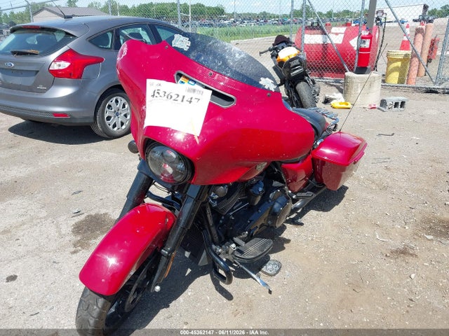 Harley-Davidson FLHXS 2021 1HD1KRP15MB668743 Image 2