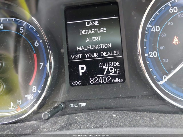 Toyota COROLLA LE 2018 2T1BURHEXJC101572 Image 15