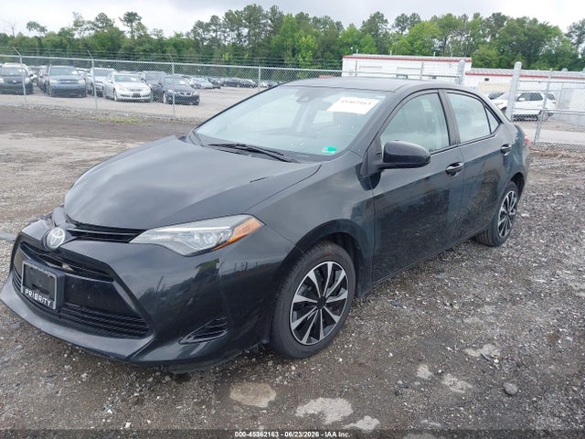 Toyota COROLLA LE 2018 2T1BURHEXJC101572 Image 2