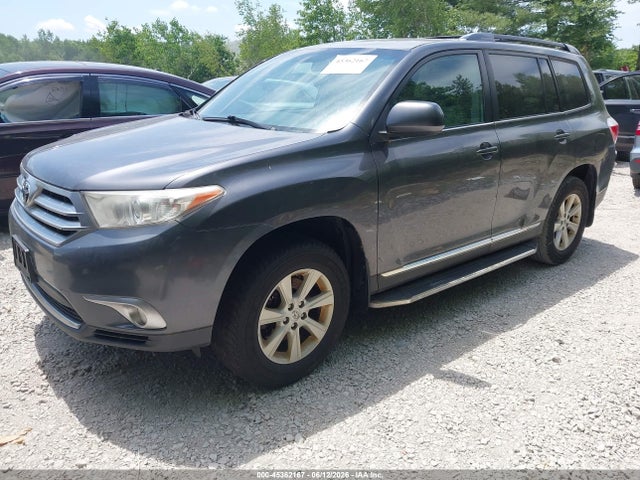 2013 Toyota Highlander Base Plus V6 მანქანა იყიდება აუქციონზე, vin: 5TDBK3EH0DS237271, აუქციონის ნომერი: 45362167