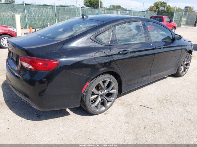 1C3CCCDG4FN589633 Chrysler 200 S