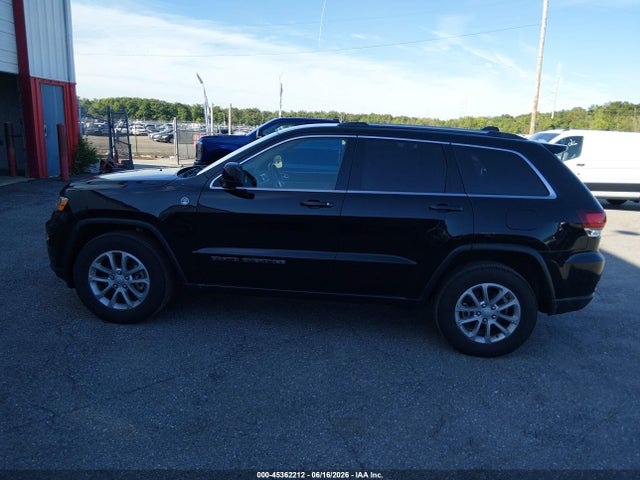 1C4RJFAG5MC793660 Jeep Grand Cherokee Laredo E 4x4