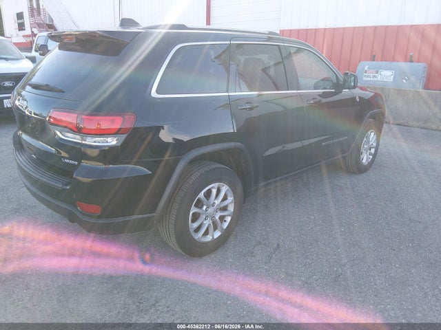 1C4RJFAG5MC793660 Jeep Grand Cherokee Laredo E 4x4
