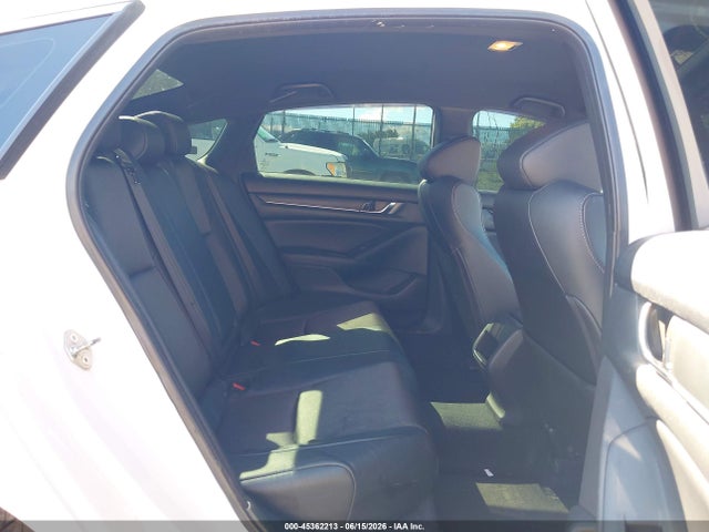 1HGCV1F33KA052467 Honda Accord Sport