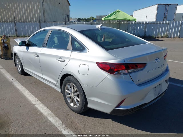 Hyundai SONATA SE 2018 5NPE24AF0JH656598 Image 3