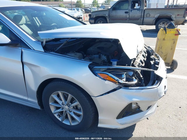 Hyundai SONATA SE 2018 5NPE24AF0JH656598 Image 12