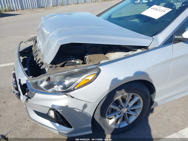 Hyundai SONATA SE 2018 5NPE24AF0JH656598 Image 13