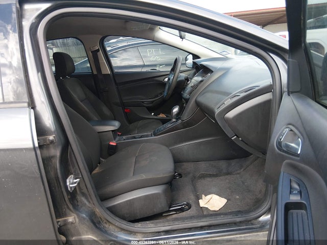 Aukcja sprzedaży 2018 Ford Focus Se, vin: 1FADP3FE9JL311675, numer aukcji: 45362291