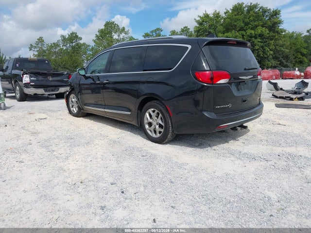 2017 Chrysler Pacifica Limited მანქანა იყიდება აუქციონზე, vin: 2C4RC1GG5HR528500, აუქციონის ნომერი: 45362297