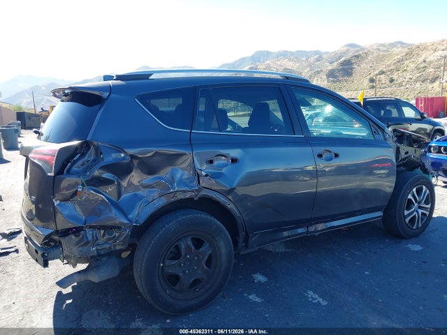 Toyota RAV4 LE 2018 2T3ZFREV1JW516640 Image 14
