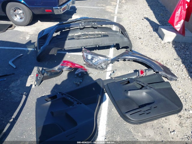 Toyota RAV4 LE 2018 2T3ZFREV1JW516640 Image 12