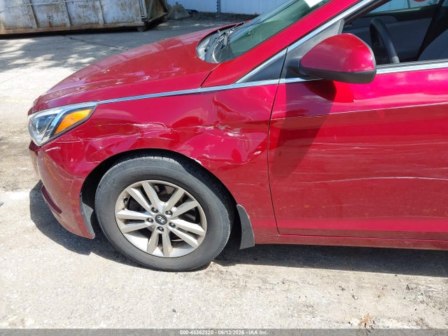 Hyundai SONATA SE 2015 5NPE24AF3FH144261 Image 17