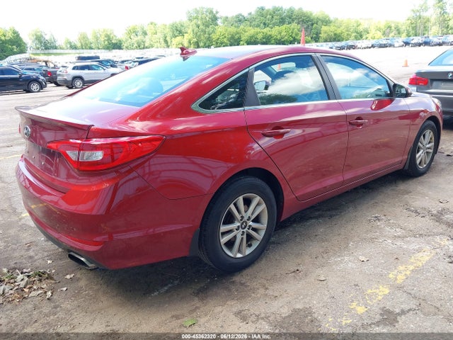 Hyundai SONATA SE 2015 5NPE24AF3FH144261 Image 4