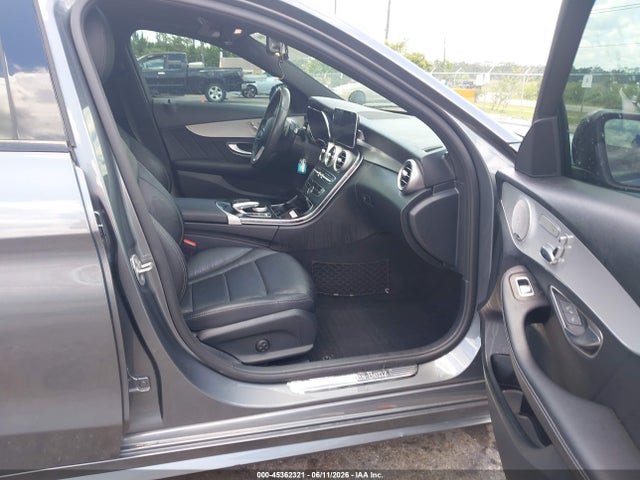 45362321 :رقم المزاد ، W1KWF8EB2LR594789 vin ، 2020 Mercedes-benz C 300 4matic مزاد بيع